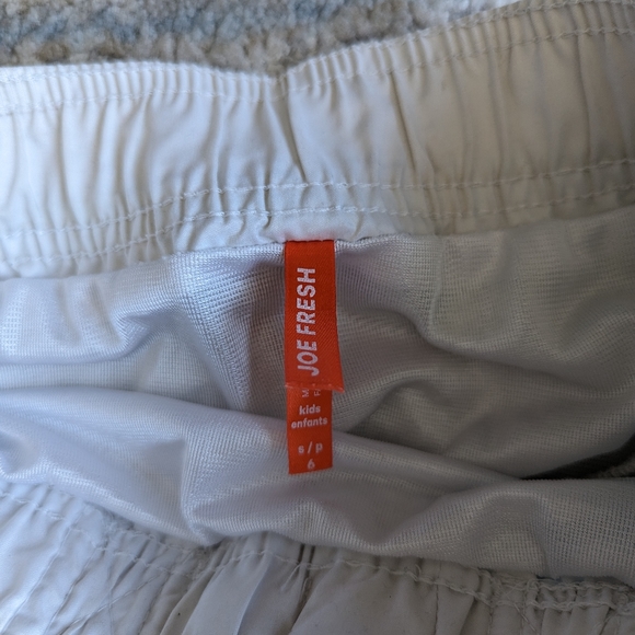 Kids lined swim trunks - Picture 2 of 4